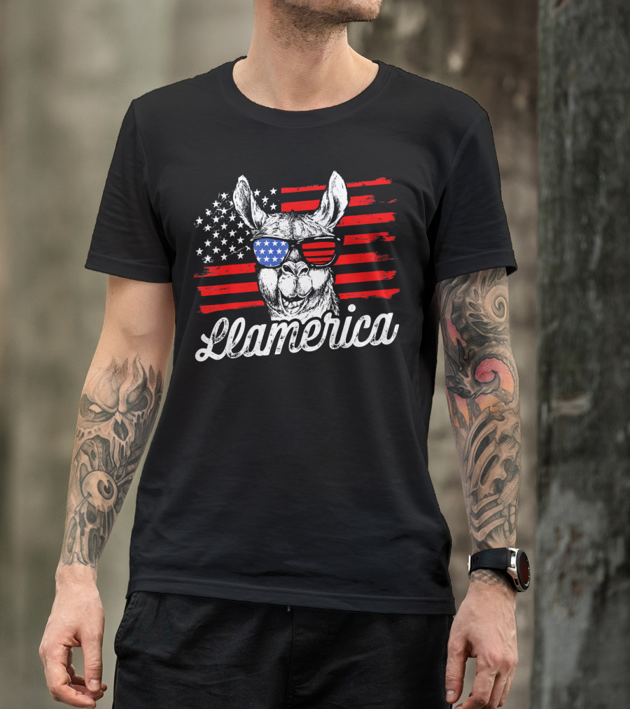 Llama America Llamerica American Flag Sunglasses Stars Stripes T-Shirt