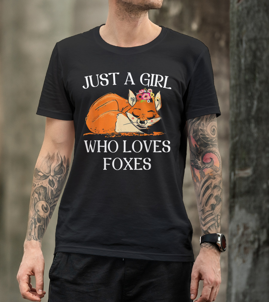 Just A Girl Who Loves Foxes Fox With Floral Crown T-Shirt