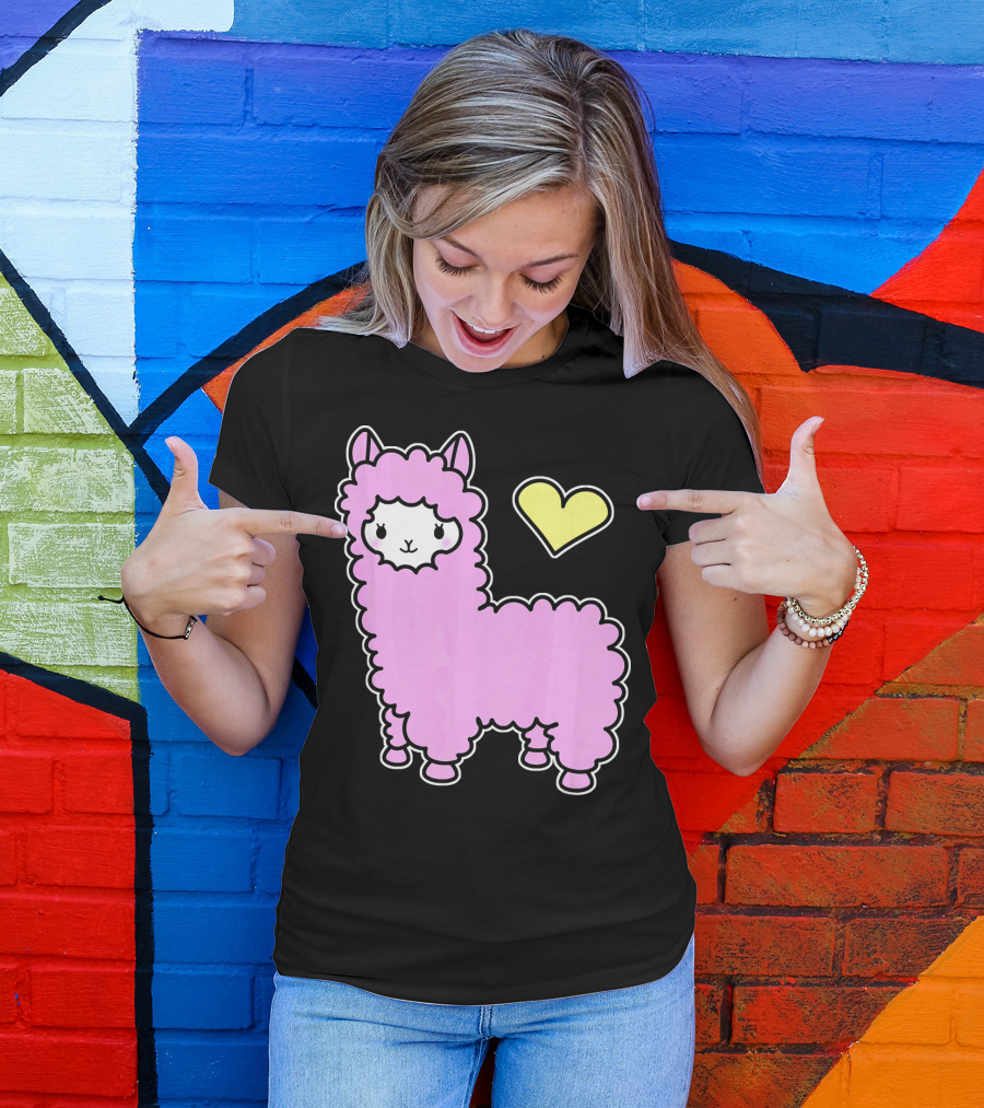 Llama Girls Cute Kawaii Pink Alpac With Heart T-Shirt