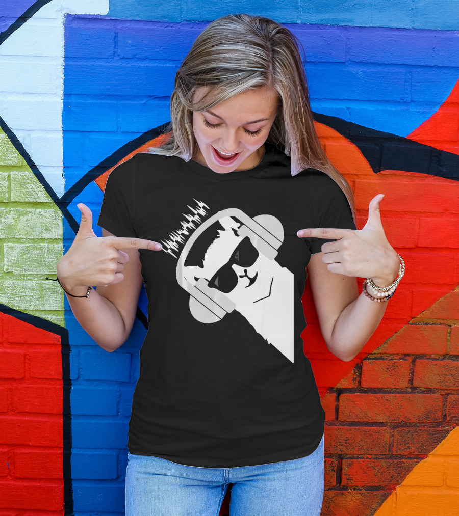 Llama Alpaca Musician Headphone Soundwave Sunglasses T-Shirt