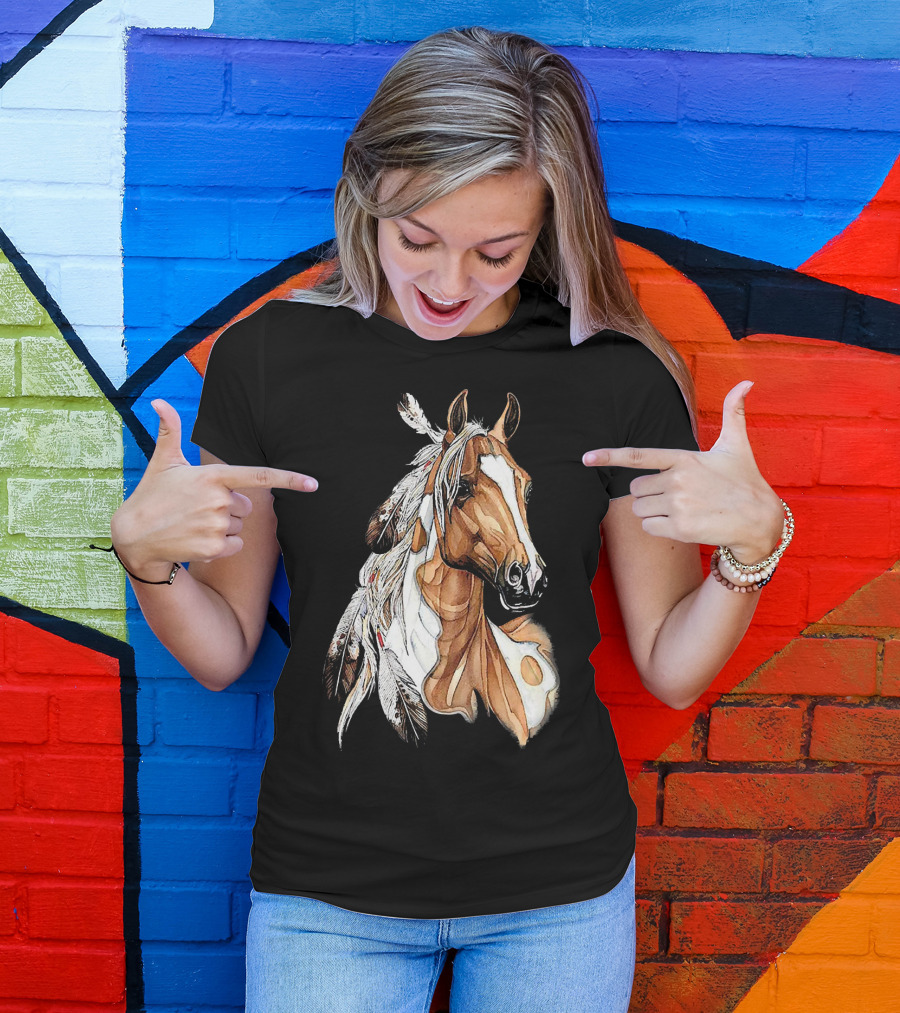 MIAPRINTSPRO Brown Horse With Feathers T-Shirt