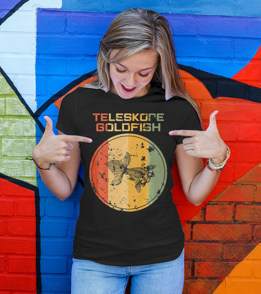 Teleskope Goldfish Retro Distressed Circular T-Shirt