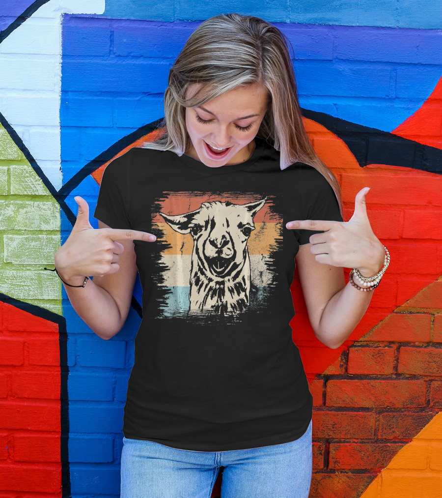 Pet Alpaca Animal Lover Llama Retro Stripes T-Shirt