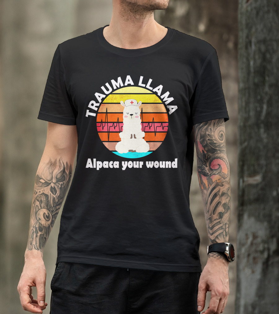 TRAUMA LLAMA Alpaca Your Wound Cute Vint Retro Nurse Heartbeat T-Shirt