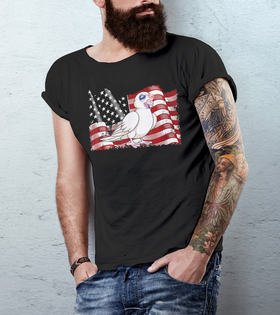 Pigeon With Sunglasses And American Flag 4th Of July T-Shirt