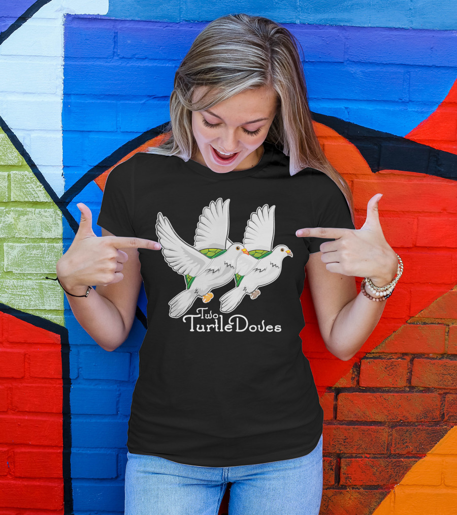 Two Turtle Doves 12 Days Of Christmas Song Festive Birds T-Shirt