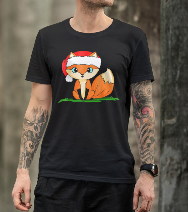 Sweet Fox In Santa Hat On Green Grass T-Shirt