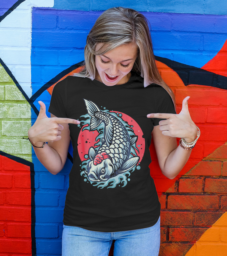 Vintage Japan Koi Carp Nishikigoi Fish Red Sun Water Splash T-Shirt