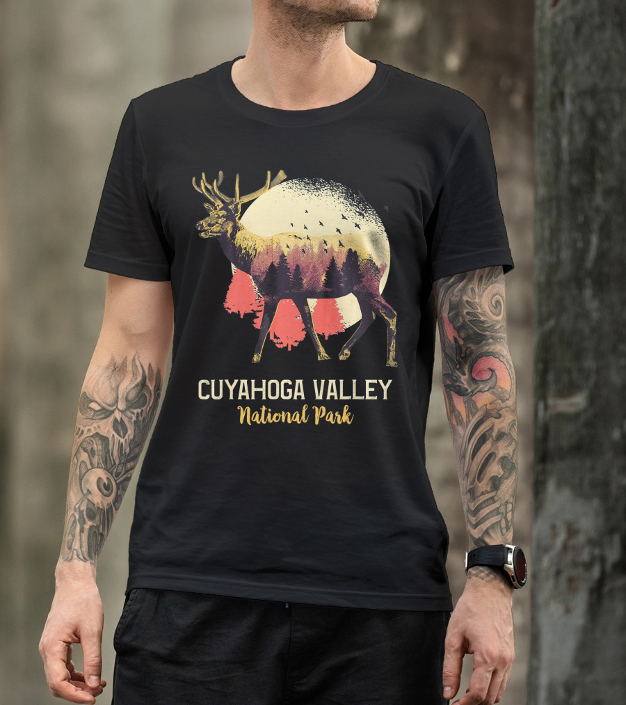 Cuyahoga Valley National Park Elk And Moonlit Forest Scene T-Shirt
