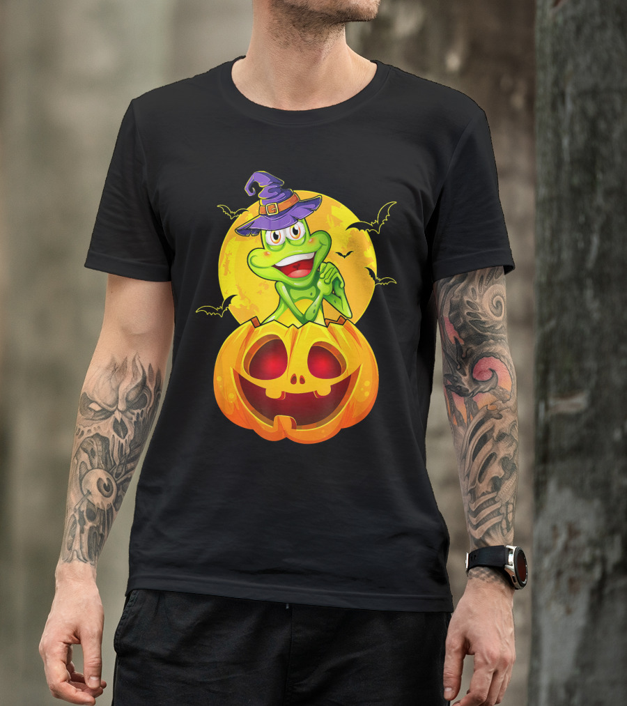 Cute Frog In Witch Hat Jack O Lantern Halloween Bats T-Shirt