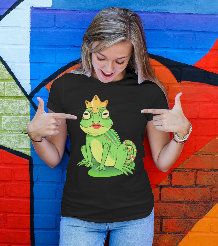 Cute Unique Cartoon Frog Prince Princess Crown T-Shirt