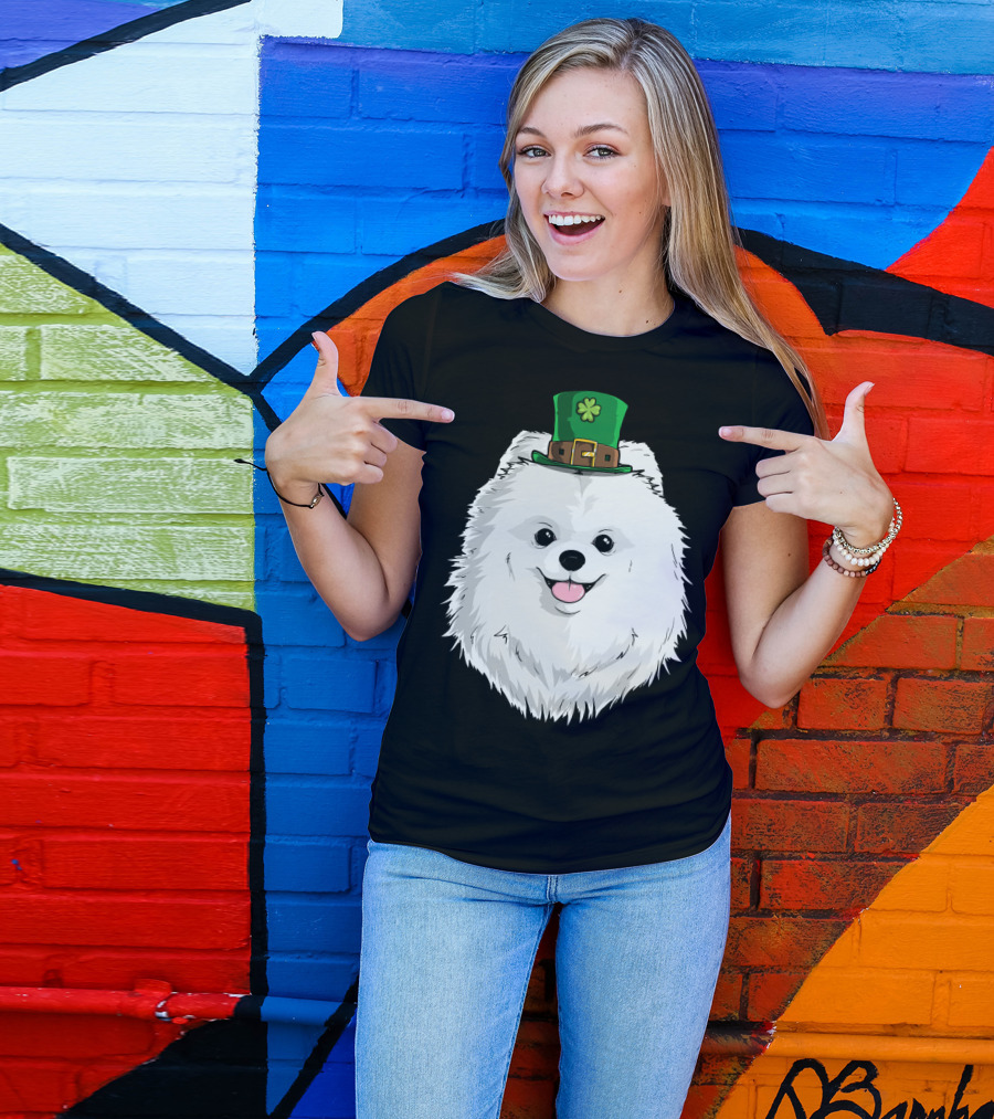 Pomeranian Dog Wearing Leprechaun Hat St Patricks Day T-Shirt