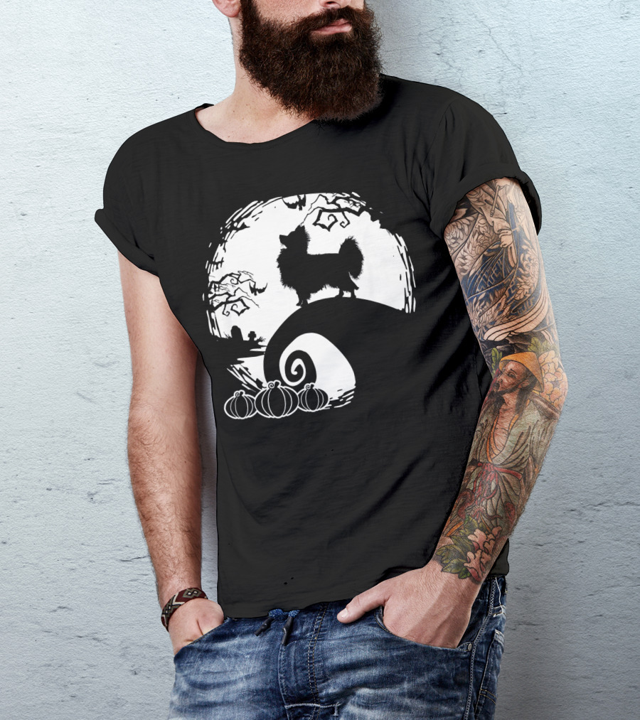 Papillon And The Moon Spooky Halloween Pumpkin Night Scene T-Shirt