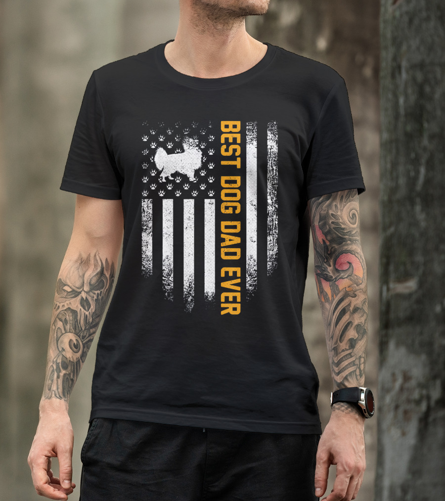 Best Dog Dad Ever Vintage USA Flag Papillon Dog Paw Prints T-Shirt