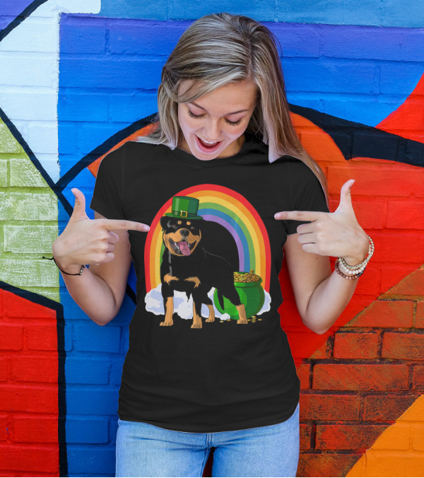 Rottweiler Leprechaun With Rainbow And Pot Of Gold St Patricks Day T-Shirt
