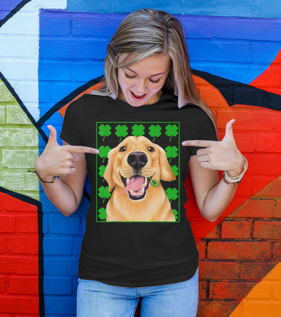 Golden Retriever St. Patricks Day Clover Background T-Shirt