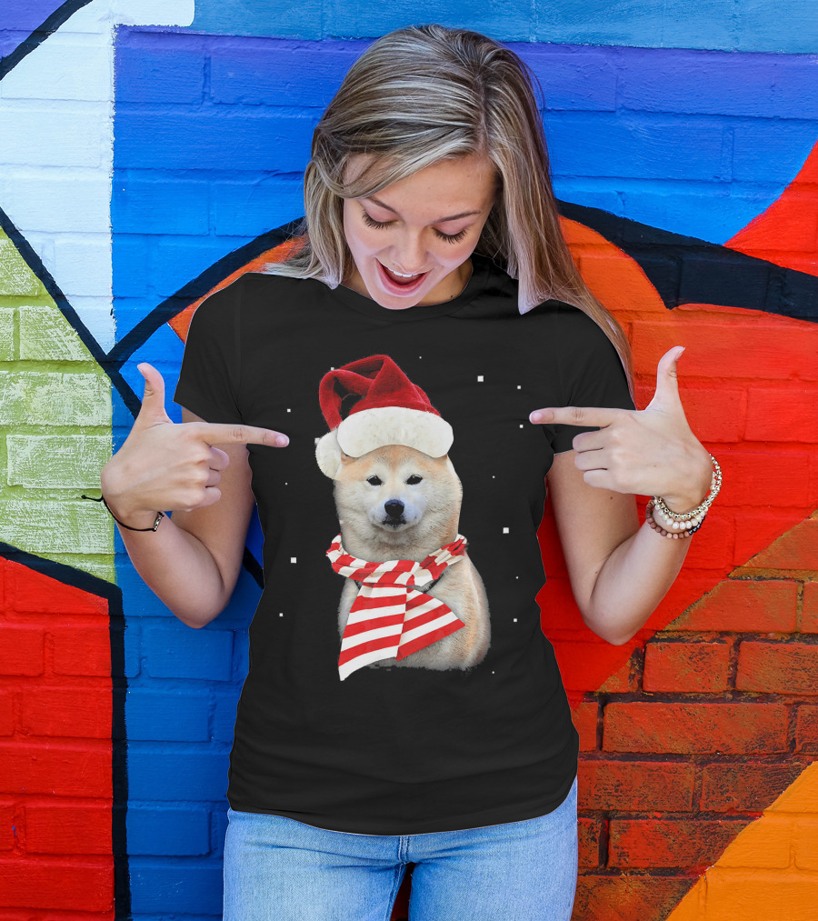 Akita Santa Merry Xmas Christmas Snowflakes T-Shirt