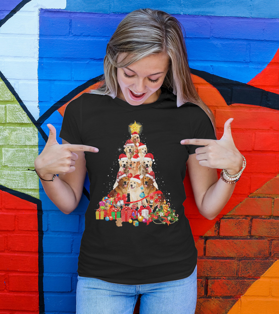 Golden Retriever Christmas Tree Santa With Gifts And Holiday Decorations T-Shirt