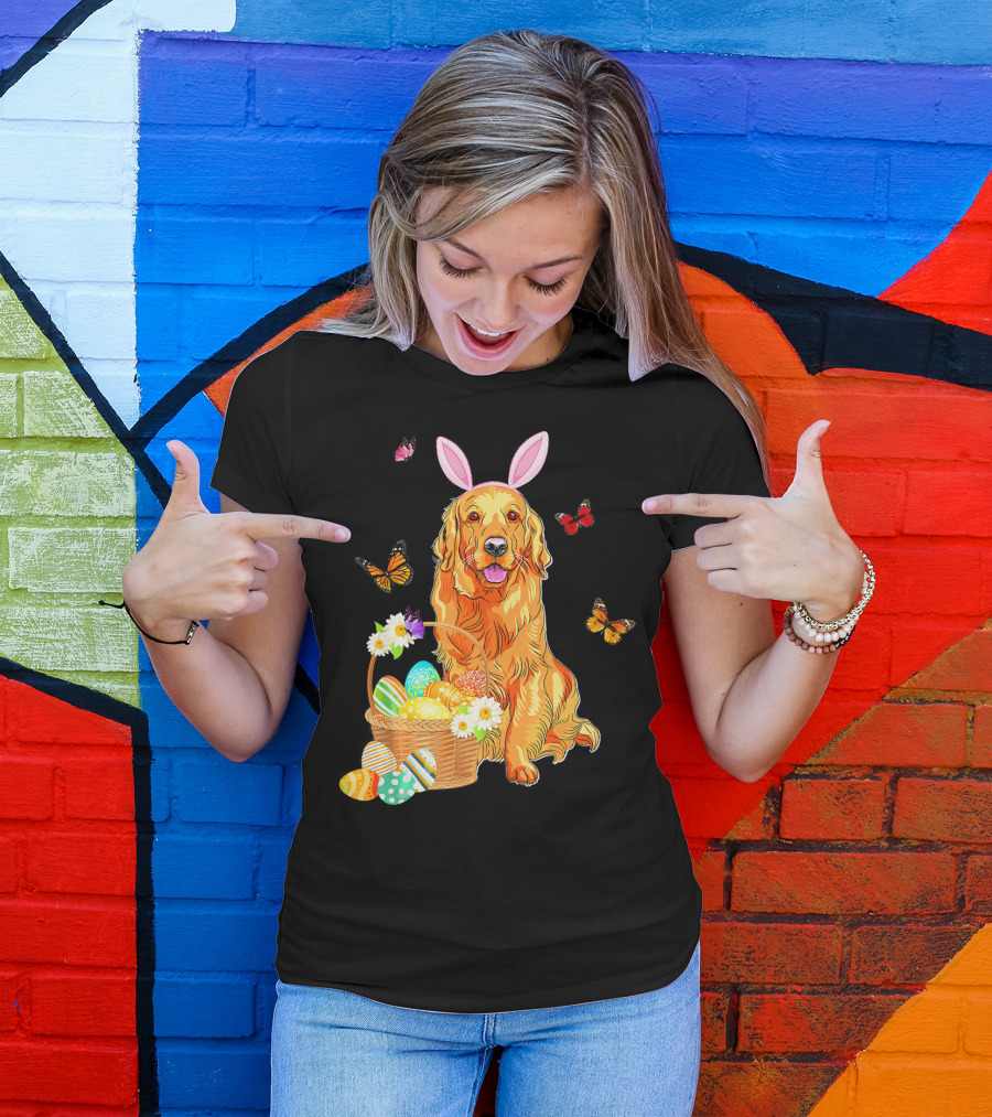Golden Retriever Bunny Hat Butterflies Easter Basket Eggs T-Shirt