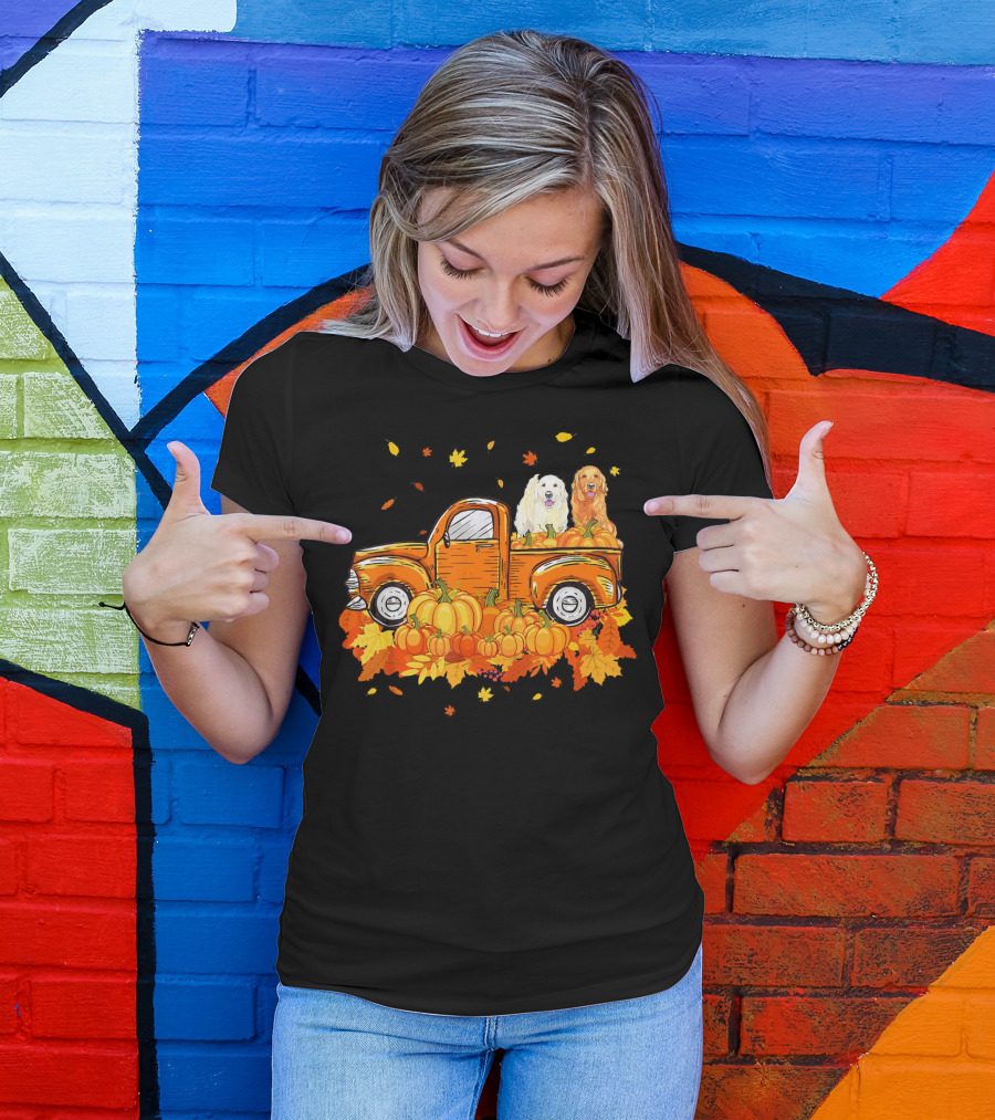 Golden Retriever Sitting In Pumpkin-Filled Vintage Truck With Fall Leaves T-Shirt