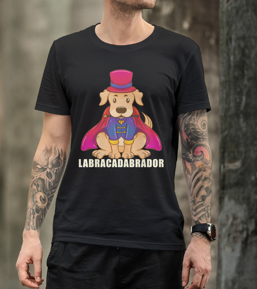 Labracadabrador Funny Labrador Retriever With Magic Hat And Cape T-Shirt
