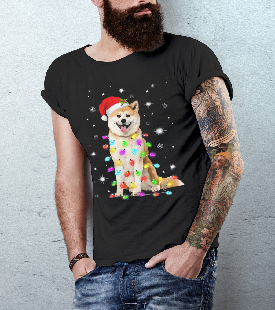 Christmas With Akita Dog Funny Dog Santa Hat And Holiday Lights T-Shirt