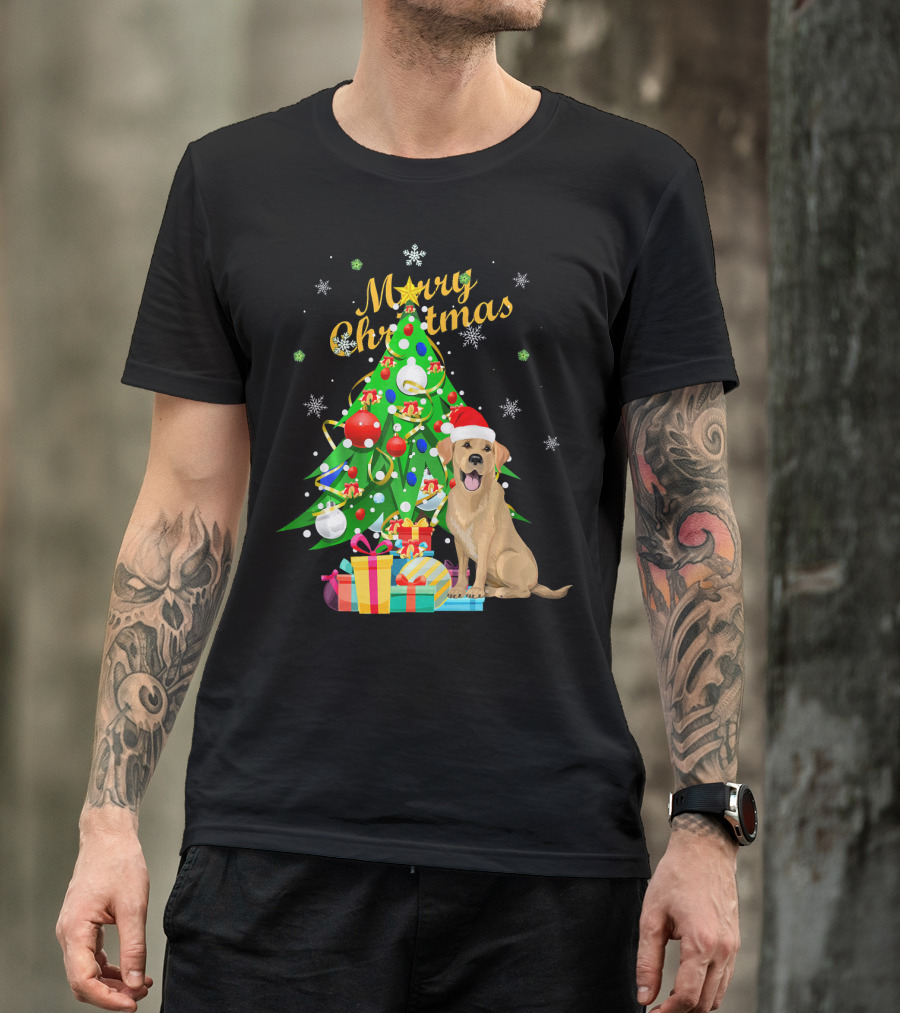 Merry Christmas Labrador Retriever With Tree And Presents T-Shirt