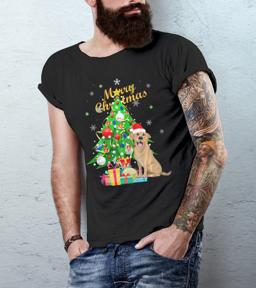 Merry Christmas Labrador Retriever With Tree And Presents T-Shirt