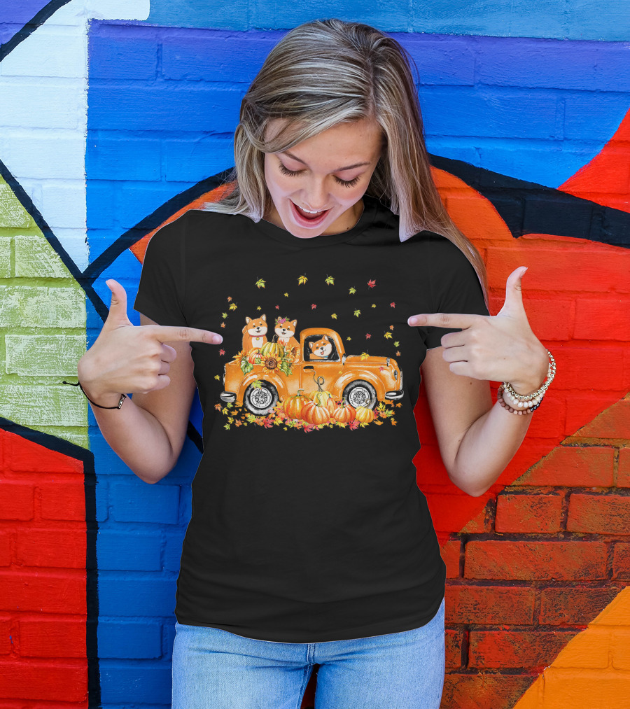 Akita Inu In Vintage Truck With Pumpkins And Autumn Leaves T-Shirt