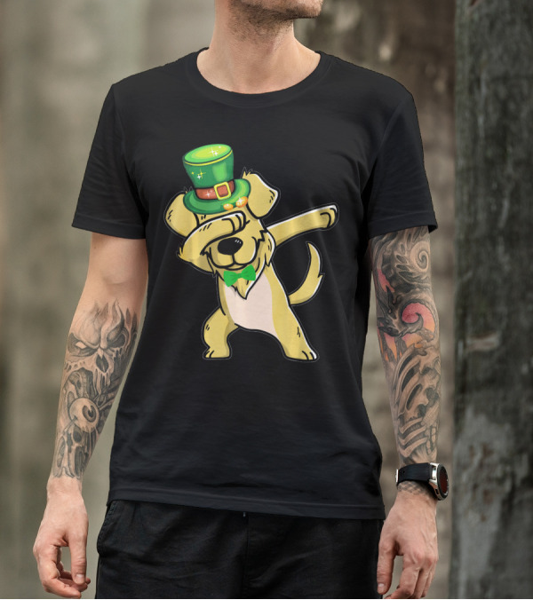 Dabbing Golden Retriever Shamrock St Pat’s Day Green Hat And Bow Tie T-Shirt