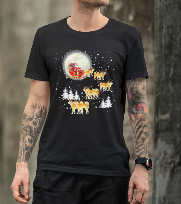 Santa Akita Inu Reindeer Sleigh Christmas Lights Snow Moon T-Shirt