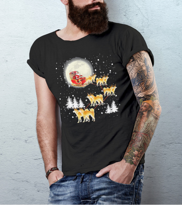 Santa Akita Inu Reindeer Sleigh Christmas Lights Snow Moon T-Shirt