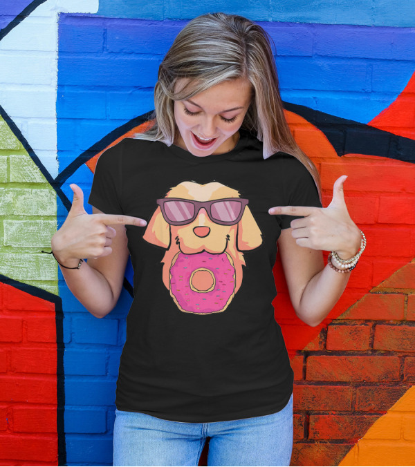 Golden Retriever Sunglasses Donut Fun Party T-Shirt