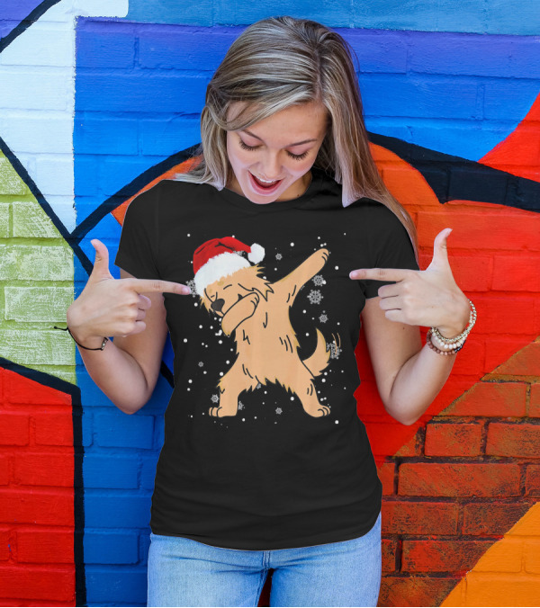 Golden Retriever Dabbing Santa Hat Christmas Snowflakes T-Shirt