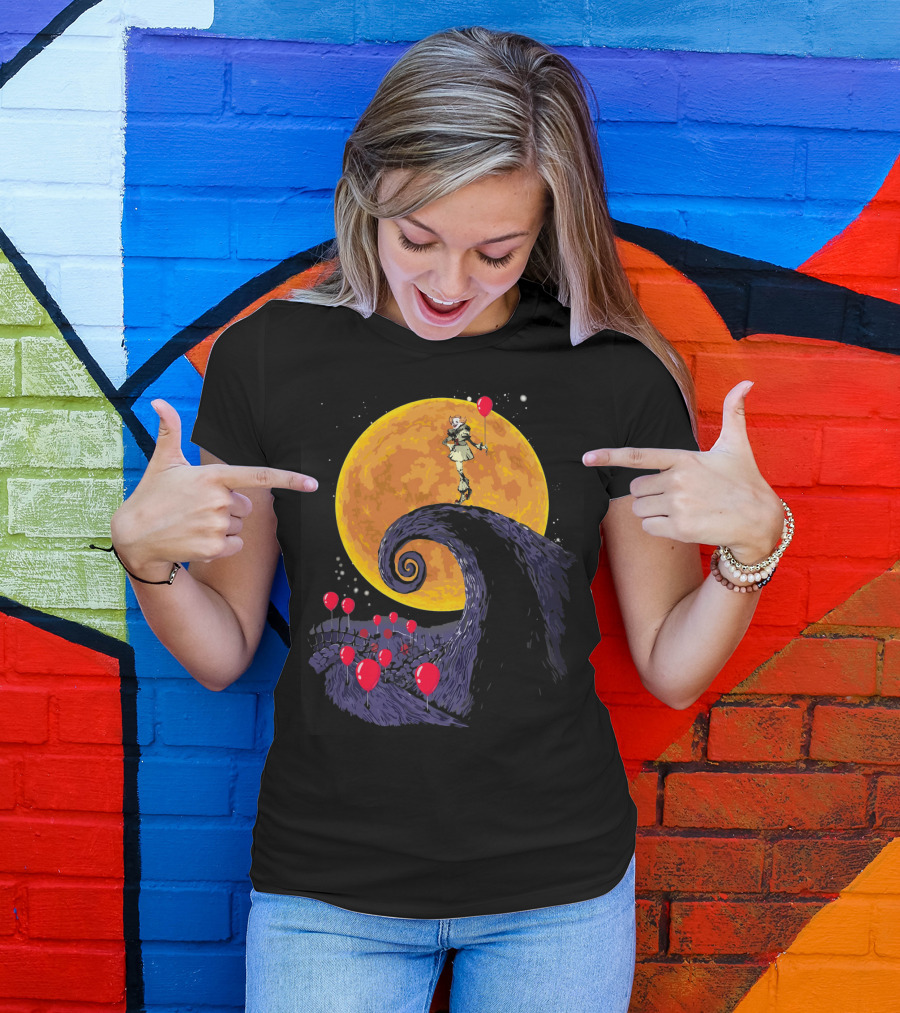 Pennywise The Nightmare Before Halloween Balloon Moon Scene T-Shirt