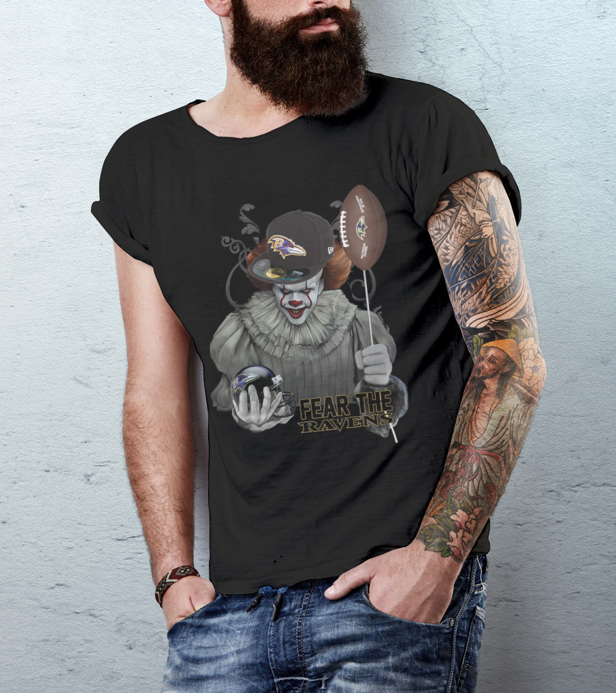 Pennywise Holding Baltimore Ravens Football And Helmet Fear The Ravens T-Shirt
