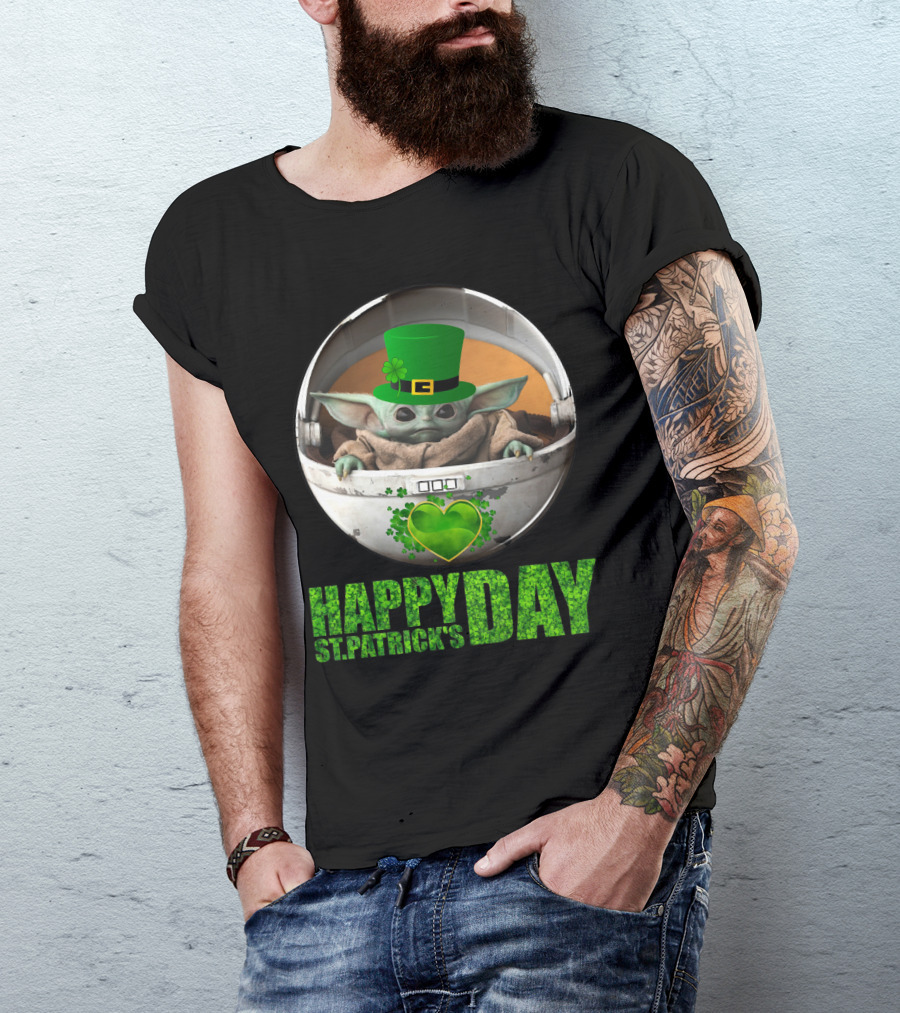 HAPPY ST PATRICK'S DAY BABY YODA SHAMROCK HAT HEART T-Shirt