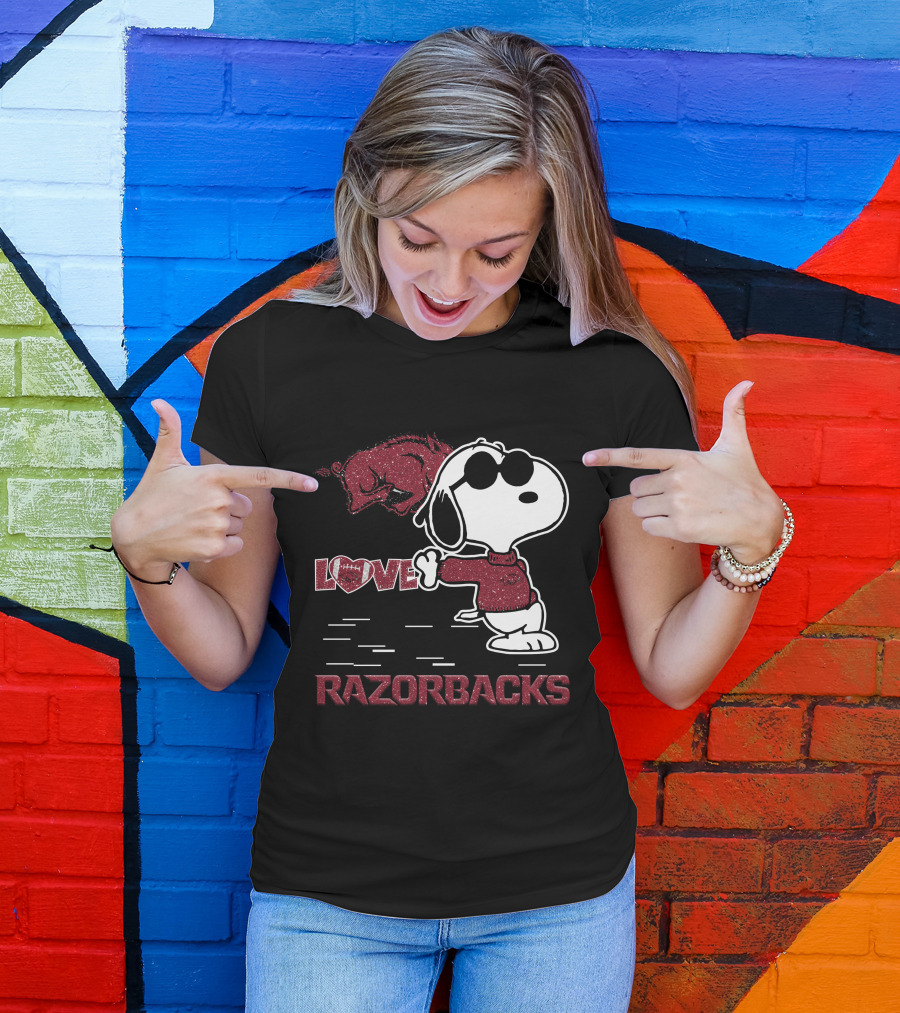 Snoopy Love Razorbacks Arkansas T-Shirt