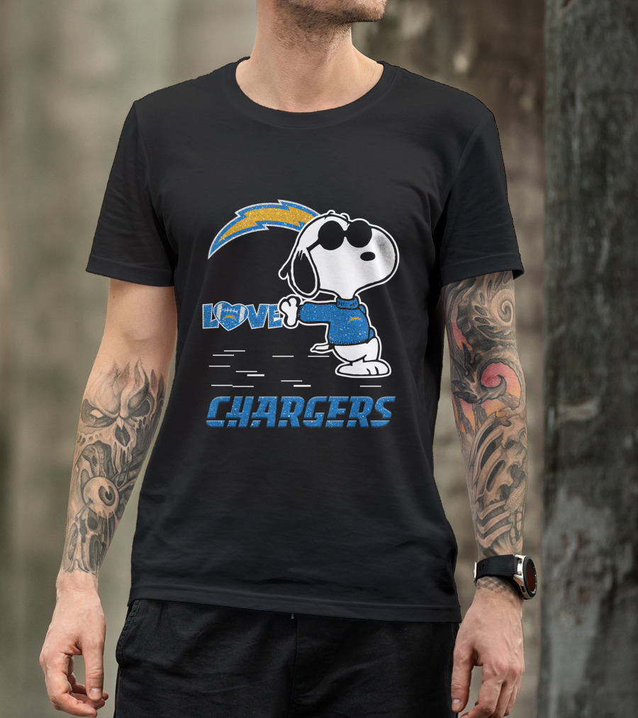 Snoopy Love Chargers Los Angeles T-Shirt
