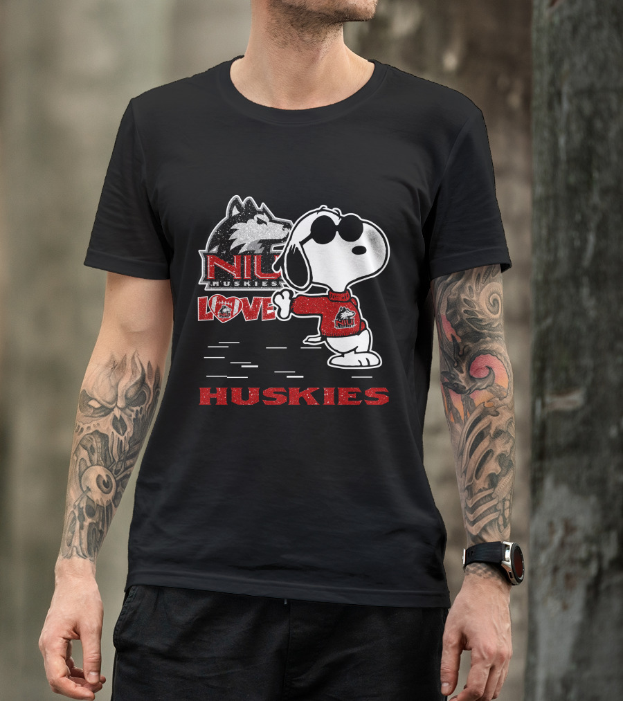 Snoopy NIU Huskies Love Huskies T-Shirt