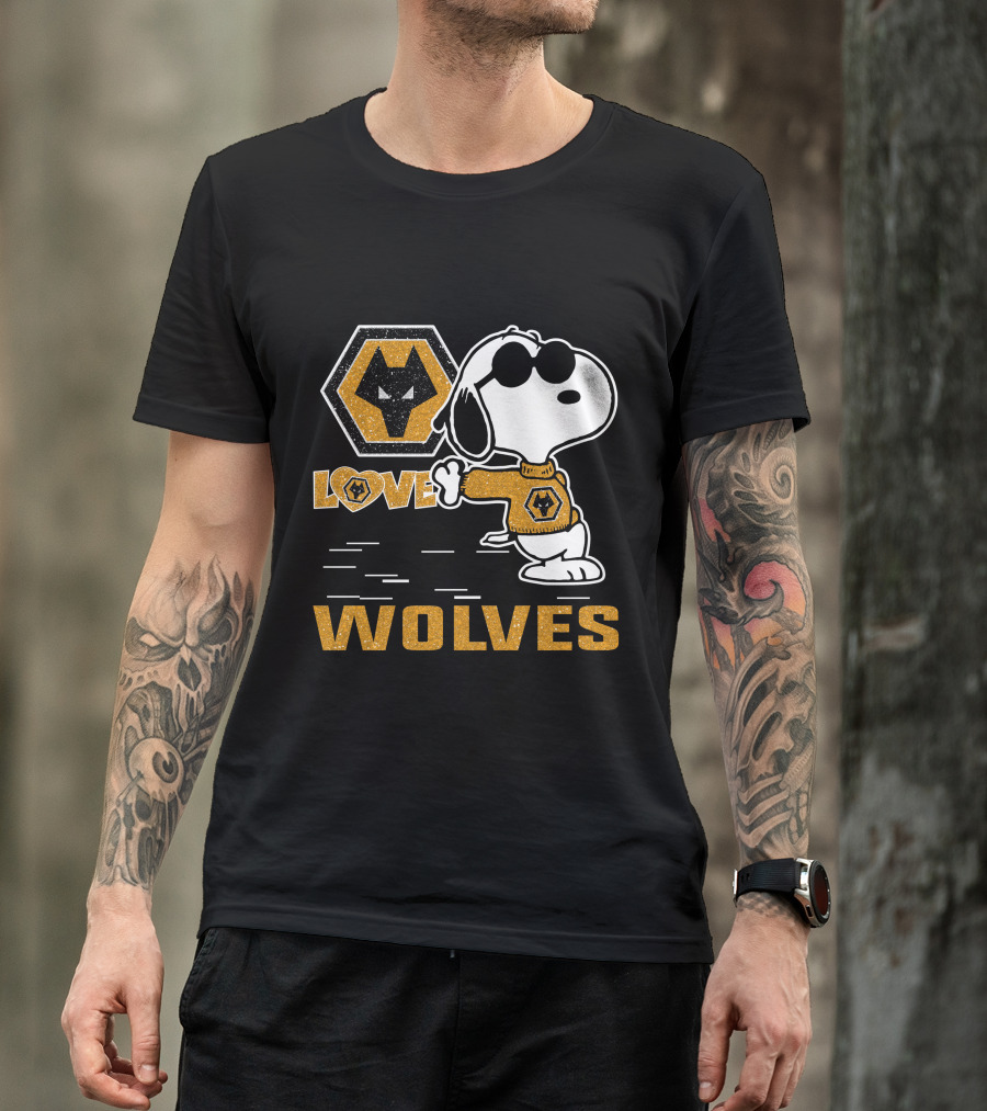 Snoopy Love Wolves Wolverhampton Wanderers T-Shirt