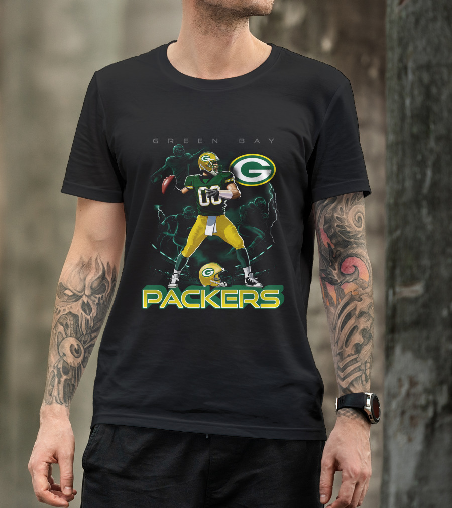 Green Bay Packers Quarterback Action And Helmet T-Shirt