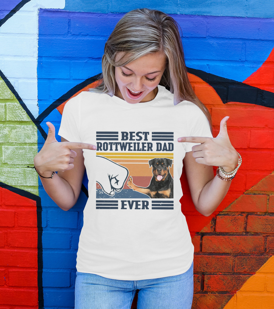 Best Rottweiler Dad Ever Vintage Fist Bump Stripes T-Shirt
