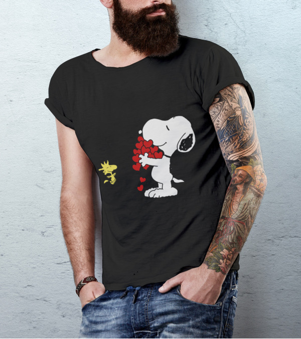 Snoopy Holding Hearts With Woodstock Hugging T-Shirt