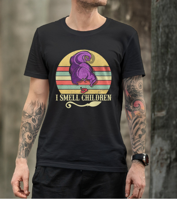 I Smell Children Vintage Sunset Mary Sanderson Hocus Pocus Witch Hat Retro Stripes T-Shirt