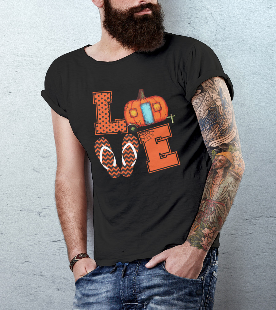 Love Halloween Camper With Pumpkin And Flip Flop T-Shirt