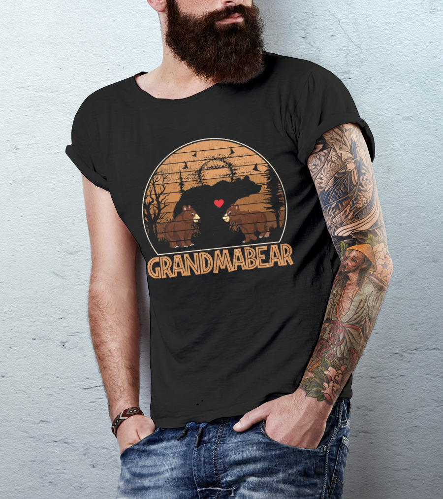 Grandma Bear Vintage Sunset Heart Silhouette Scene T-Shirt