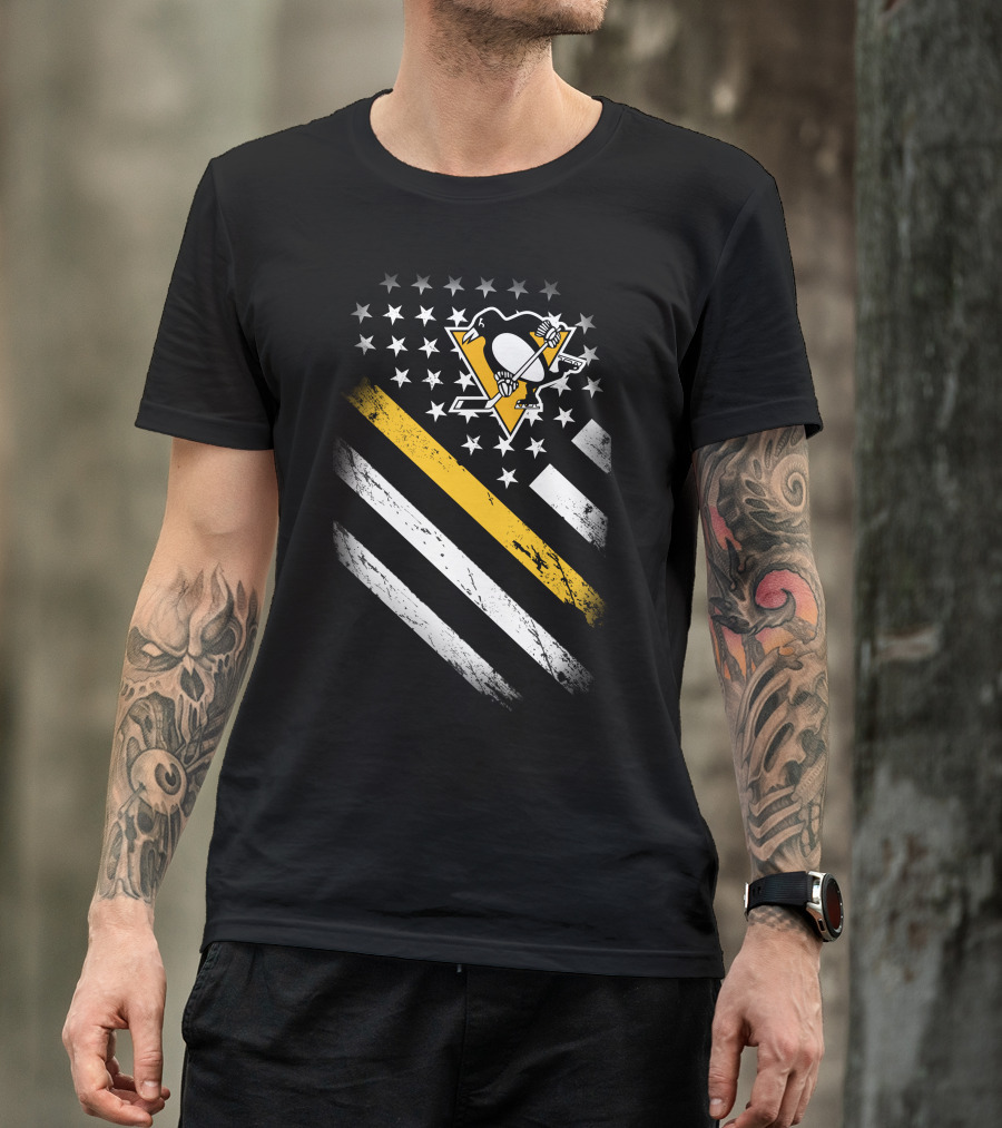 Pittsburgh Penguins American Flag Fan T-Shirt