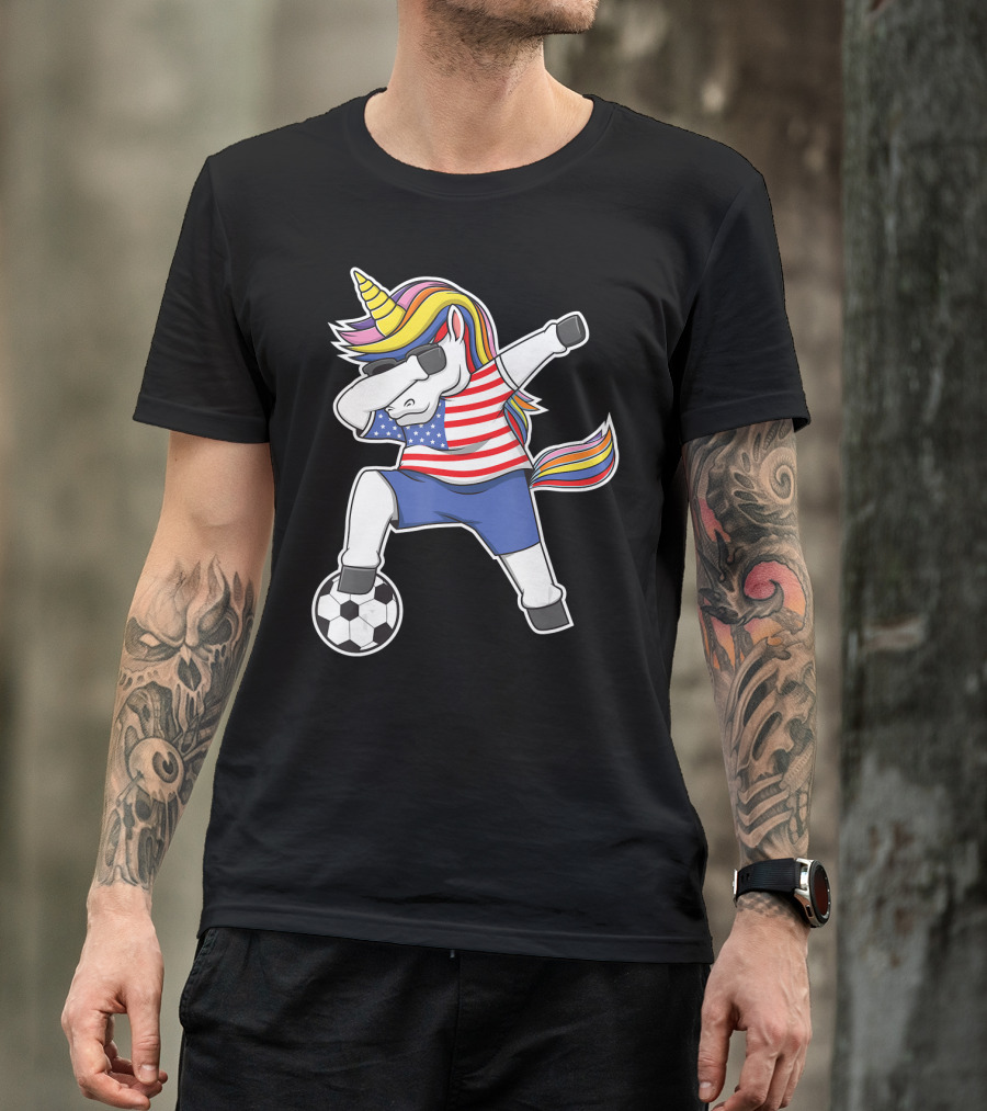 Dabbing Soccer Unicorn USA Girls Unicorn Lover Stars And Stripes Football T-Shirt