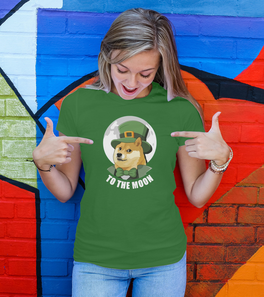 TO THE MOON Doge Leprechaun T-Shirt
